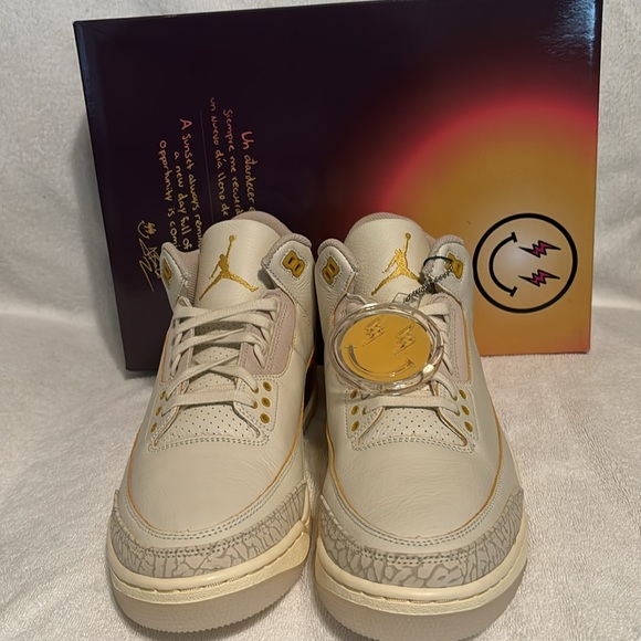 Jordan 3 Retro SPJ Balvin Medallin SunSet Fast Shipping Size 10.5 - Picture 2 of 8